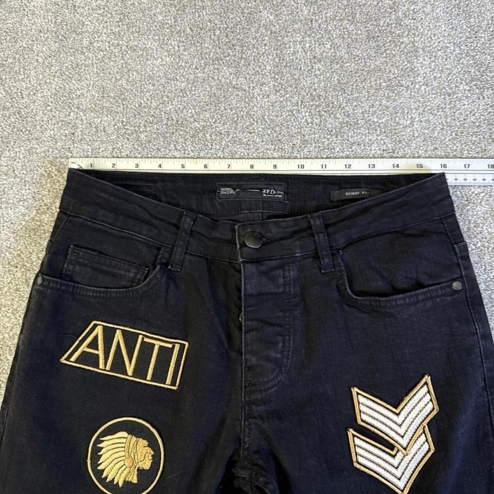 2Y Black Denim Patchwork Jeans Gold Detail Size 33 - Picture 4 of 8